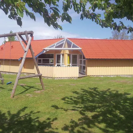 Five-bedroom Holiday In Σπίτι διακοπών Gross Mohrdorf